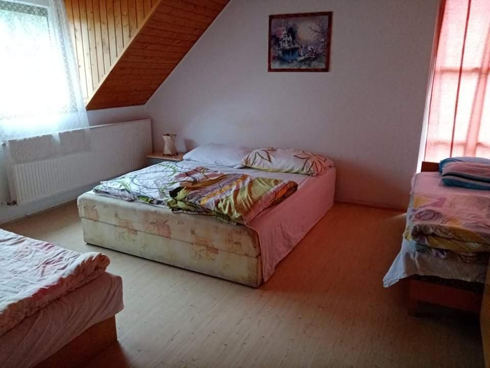 Badacsonyi Magan Szallas Badacsonytomaj Exterior foto